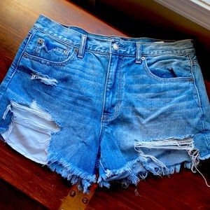 American eagle vintage hi- rise festival distressed denim shorts